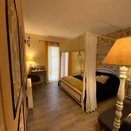 Maison D'hotes Domaine De Labelo Bed & Breakfast